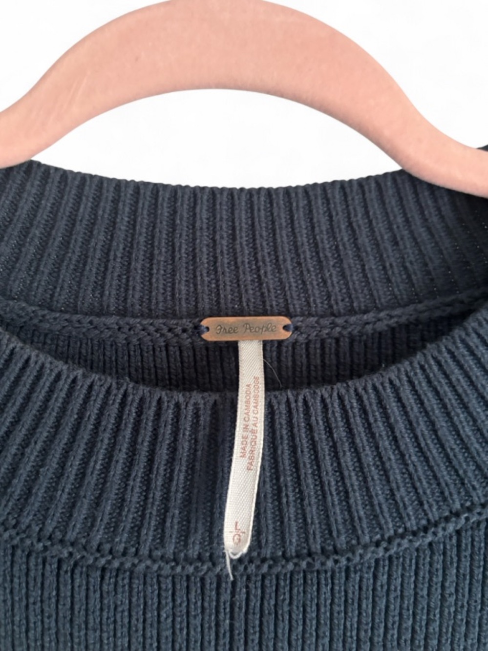 Free People Easy Street Navy and Cream Stripe Crop Pullover Sweater Size L - Picture 6 of 6